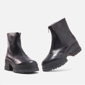 Clergerie Wyllo Lug-Sole Faux Fur-Lined Black Leather Boots size 40 US 9.5 NWOT